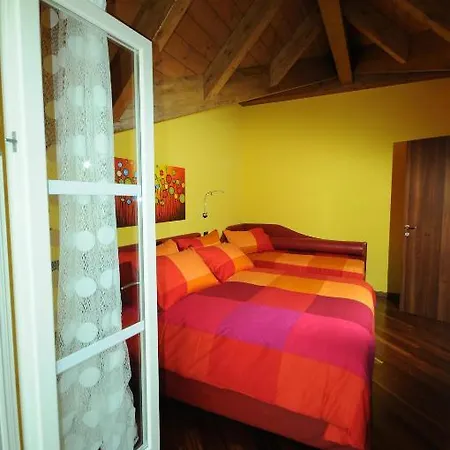 B&B A Suello ベッド・アンド・ブレックファスト Suello